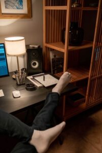 Tips for Creating a Relaxing Home Workspace to Boost Productivity and Comfort